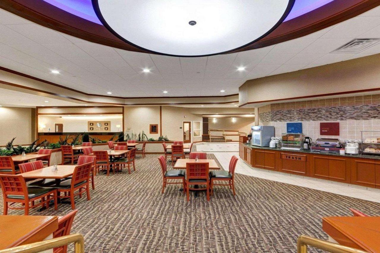 Comfort Inn & Suites Plano East Exteriör bild
