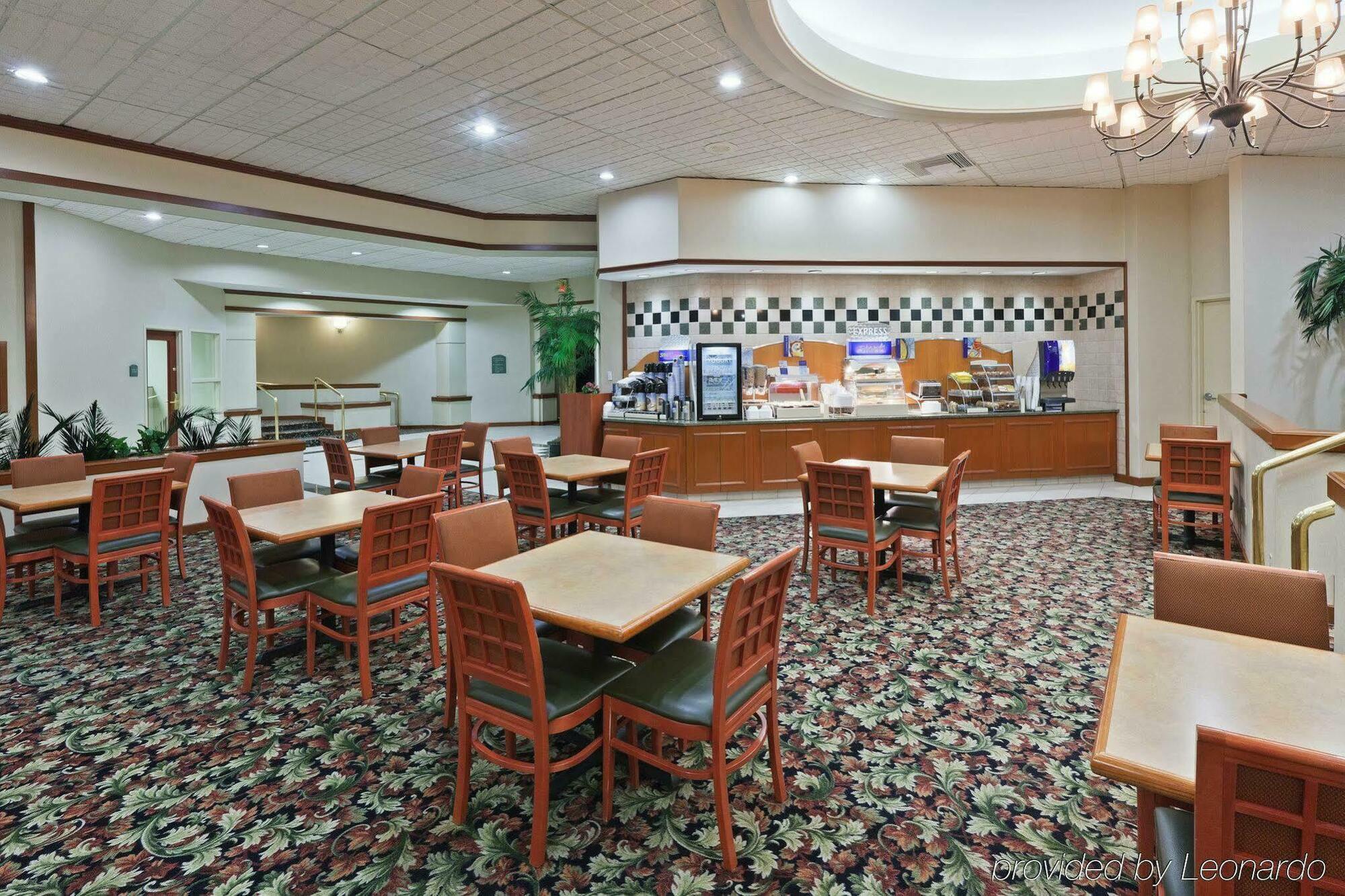Comfort Inn & Suites Plano East Restaurang bild